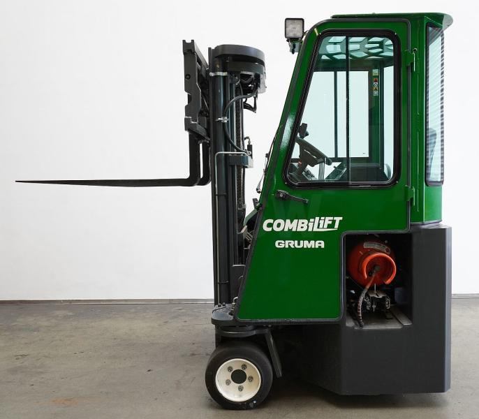 Combilift CB2500LPG - 4-smjerni regalni viličar: slika Combilift CB2500LPG - 4-smjerni regalni viličar Combilift CB2500LPG - 4-smjerni regalni viličar: slika Combilift CB2500LPG - 4-smjerni regalni viličar