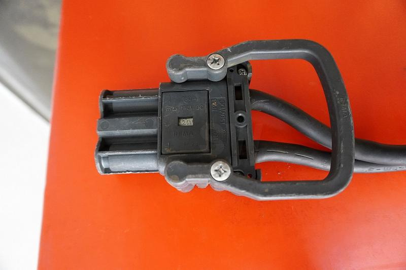 GRUMA 24 Volt 3 PzS 375 Ah - Akumulator za Oprema za rukovanje materijalima: slika GRUMA 24 Volt 3 PzS 375 Ah - Akumulator za Oprema za rukovanje materijalima GRUMA 24 Volt 3 PzS 375 Ah - Akumulator za Oprema za rukovanje materijalima: slika GRUMA 24 Volt 3 PzS 375 Ah - Akumulator za Oprema za rukovanje materijalima