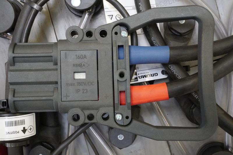 GRUMA 24 Volt 4 PzS 500 Ah - Akumulator za Oprema za rukovanje materijalima: slika GRUMA 24 Volt 4 PzS 500 Ah - Akumulator za Oprema za rukovanje materijalima GRUMA 24 Volt 4 PzS 500 Ah - Akumulator za Oprema za rukovanje materijalima: slika GRUMA 24 Volt 4 PzS 500 Ah - Akumulator za Oprema za rukovanje materijalima