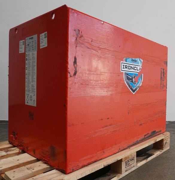 GRUMA 80 Volt 4 PzQ 688 Ah - Akumulator: slika GRUMA 80 Volt 4 PzQ 688 Ah - Akumulator GRUMA 80 Volt 4 PzQ 688 Ah - Akumulator: slika GRUMA 80 Volt 4 PzQ 688 Ah - Akumulator