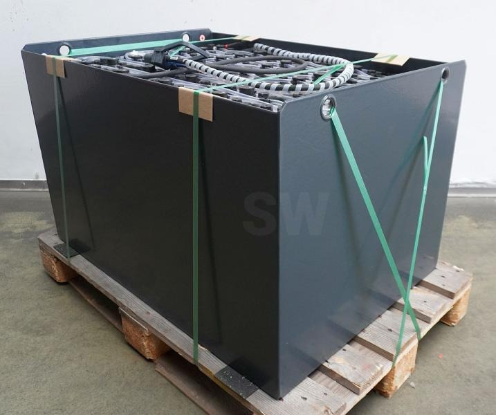 GRUMA 80 Volt 4 PzS 500 Ah - Akumulator za Oprema za rukovanje materijalima: slika GRUMA 80 Volt 4 PzS 500 Ah - Akumulator za Oprema za rukovanje materijalima GRUMA 80 Volt 4 PzS 500 Ah - Akumulator za Oprema za rukovanje materijalima: slika GRUMA 80 Volt 4 PzS 500 Ah - Akumulator za Oprema za rukovanje materijalima