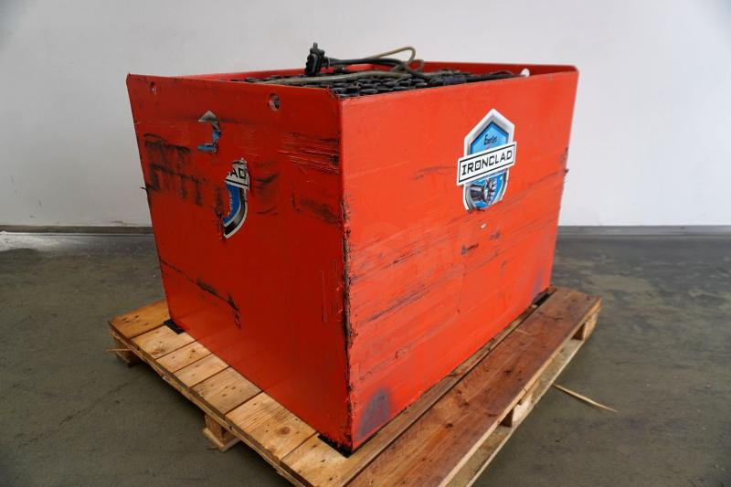 GRUMA 80 Volt 5 PzQ 860 Ah - Akumulator za Oprema za rukovanje materijalima: slika GRUMA 80 Volt 5 PzQ 860 Ah - Akumulator za Oprema za rukovanje materijalima GRUMA 80 Volt 5 PzQ 860 Ah - Akumulator za Oprema za rukovanje materijalima: slika GRUMA 80 Volt 5 PzQ 860 Ah - Akumulator za Oprema za rukovanje materijalima