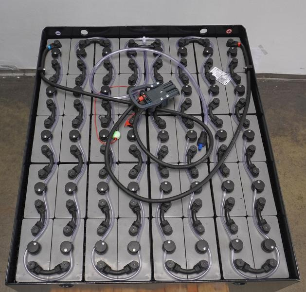 GRUMA 80 Volt 5 PzS 625 Ah - Akumulator za Oprema za rukovanje materijalima: slika GRUMA 80 Volt 5 PzS 625 Ah - Akumulator za Oprema za rukovanje materijalima GRUMA 80 Volt 5 PzS 625 Ah - Akumulator za Oprema za rukovanje materijalima: slika GRUMA 80 Volt 5 PzS 625 Ah - Akumulator za Oprema za rukovanje materijalima