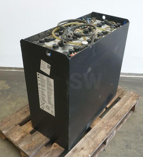 Akumulator HAWKER 24 Volt 6 PzS 930 Ah: slika Akumulator HAWKER 24 Volt 6 PzS 930 Ah