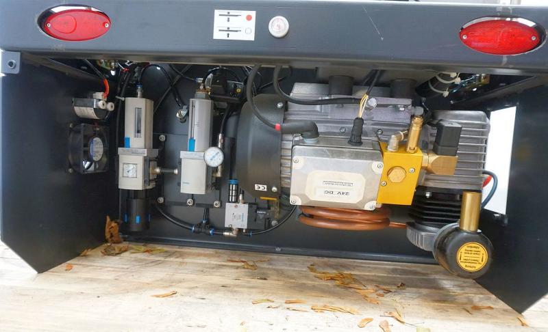 LINDE Kompressor für Druckluftbremsanlage Linde P 80 - Zračni kompresor za kočnice za Vučni traktor: slika LINDE Kompressor für Druckluftbremsanlage Linde P 80 - Zračni kompresor za kočnice za Vučni traktor LINDE Kompressor für Druckluftbremsanlage Linde P 80 - Zračni kompresor za kočnice za Vučni traktor: slika LINDE Kompressor für Druckluftbremsanlage Linde P 80 - Zračni kompresor za kočnice za Vučni traktor