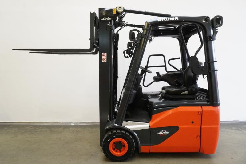 Linde E 14 EVO 386-02 - Električni viličar: slika Linde E 14 EVO 386-02 - Električni viličar Linde E 14 EVO 386-02 - Električni viličar: slika Linde E 14 EVO 386-02 - Električni viličar