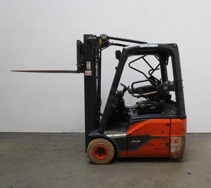 Linde E 14 EVO 386-02 - Električni viličar: slika Linde E 14 EVO 386-02 - Električni viličar Linde E 14 EVO 386-02 - Električni viličar: slika Linde E 14 EVO 386-02 - Električni viličar