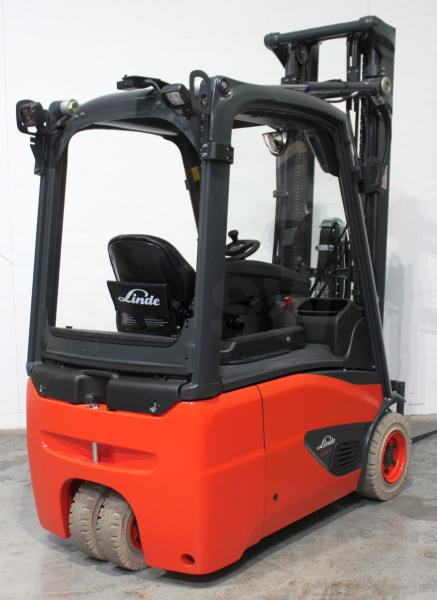 Linde E 16 EVO 386-02 - Električni viličar: slika Linde E 16 EVO 386-02 - Električni viličar Linde E 16 EVO 386-02 - Električni viličar: slika Linde E 16 EVO 386-02 - Električni viličar