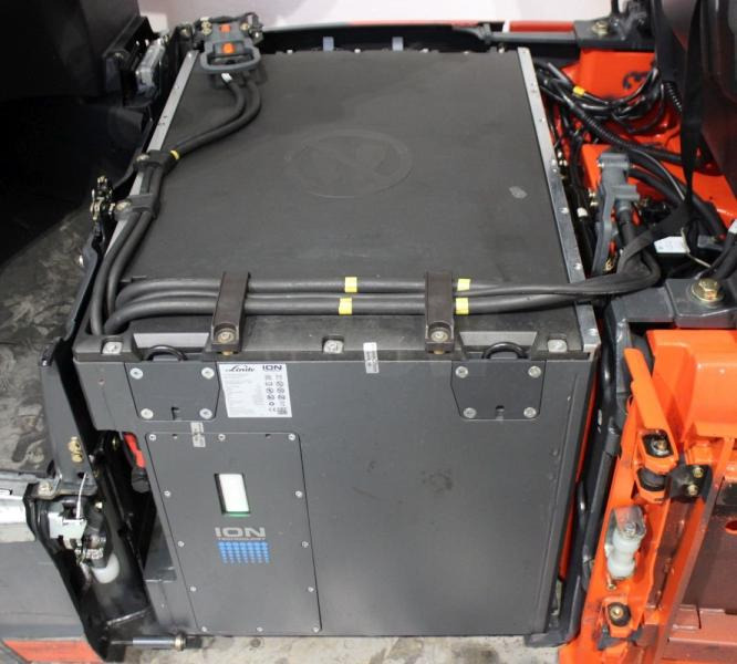 Linde E 16 ION EVO 386-02 - Električni viličar: slika Linde E 16 ION EVO 386-02 - Električni viličar Linde E 16 ION EVO 386-02 - Električni viličar: slika Linde E 16 ION EVO 386-02 - Električni viličar