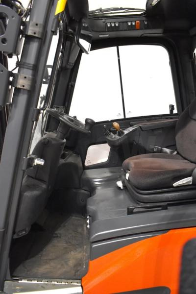 Linde E 18 L EVO 386-02 - Električni viličar: slika Linde E 18 L EVO 386-02 - Električni viličar Linde E 18 L EVO 386-02 - Električni viličar: slika Linde E 18 L EVO 386-02 - Električni viličar