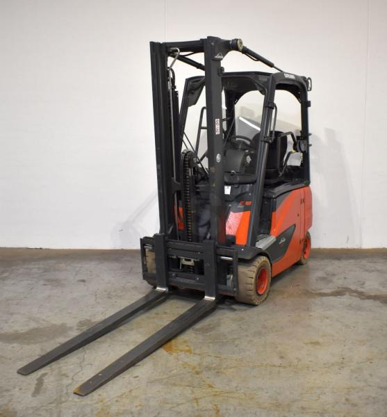 Linde E 18 PH EVO 386-02 - Električni viličar: slika Linde E 18 PH EVO 386-02 - Električni viličar Linde E 18 PH EVO 386-02 - Električni viličar: slika Linde E 18 PH EVO 386-02 - Električni viličar
