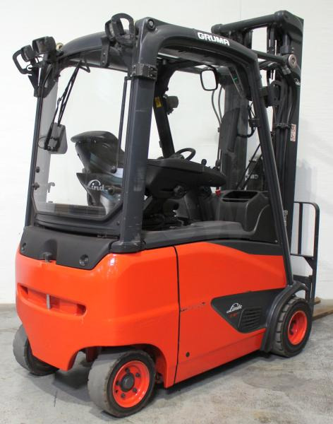 Linde E 18 PH EVO 386-02 - Električni viličar: slika Linde E 18 PH EVO 386-02 - Električni viličar Linde E 18 PH EVO 386-02 - Električni viličar: slika Linde E 18 PH EVO 386-02 - Električni viličar