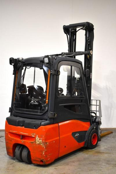 Linde E 20 L EVO 386-02 - Električni viličar: slika Linde E 20 L EVO 386-02 - Električni viličar Linde E 20 L EVO 386-02 - Električni viličar: slika Linde E 20 L EVO 386-02 - Električni viličar