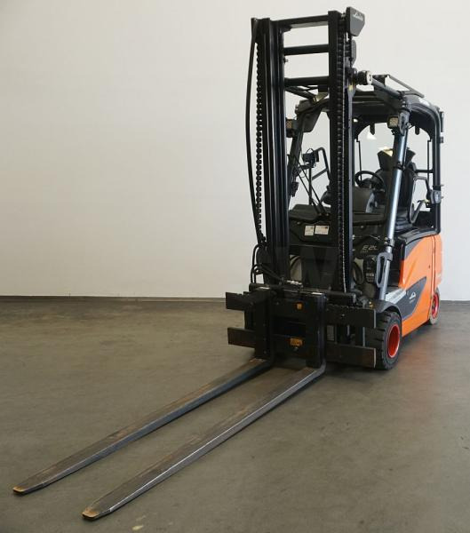 Linde E 20 PH EVO 386-02 - Električni viličar: slika Linde E 20 PH EVO 386-02 - Električni viličar Linde E 20 PH EVO 386-02 - Električni viličar: slika Linde E 20 PH EVO 386-02 - Električni viličar