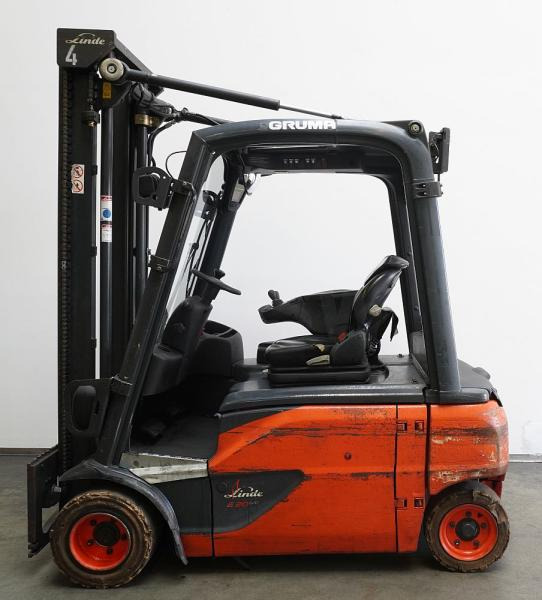 Linde E 20 PL EVO 386-02 - Električni viličar: slika Linde E 20 PL EVO 386-02 - Električni viličar Linde E 20 PL EVO 386-02 - Električni viličar: slika Linde E 20 PL EVO 386-02 - Električni viličar