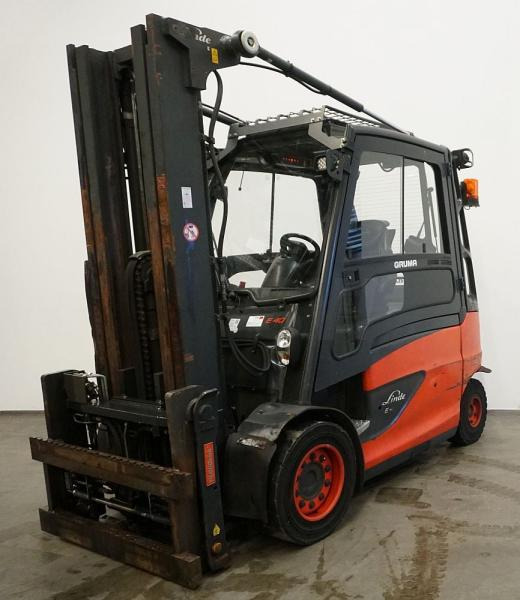 Linde E 40/600 HL 388 - Električni viličar: slika Linde E 40/600 HL 388 - Električni viličar Linde E 40/600 HL 388 - Električni viličar: slika Linde E 40/600 HL 388 - Električni viličar