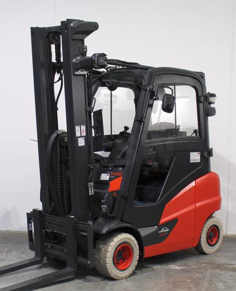 Linde H 20 T EVO 391-00 - Plinski viličar: slika Linde H 20 T EVO 391-00 - Plinski viličar Linde H 20 T EVO 391-00 - Plinski viličar: slika Linde H 20 T EVO 391-00 - Plinski viličar