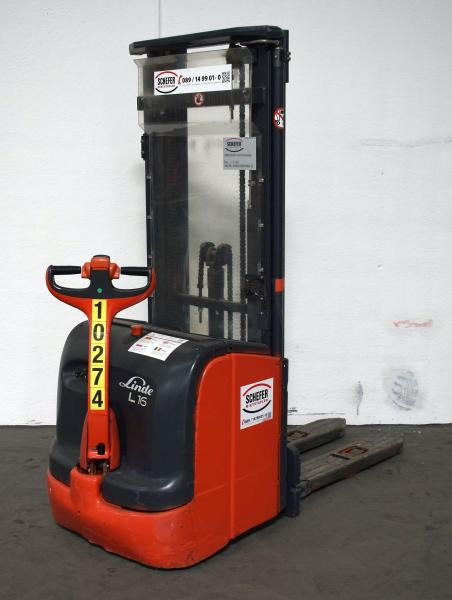 Linde L 16 i 372 - Slagač stoga: slika Linde L 16 i 372 - Slagač stoga Linde L 16 i 372 - Slagač stoga: slika Linde L 16 i 372 - Slagač stoga