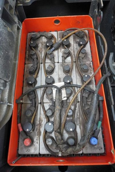 Linde N 20 132 - Komisioner: slika Linde N 20 132 - Komisioner Linde N 20 132 - Komisioner: slika Linde N 20 132 - Komisioner