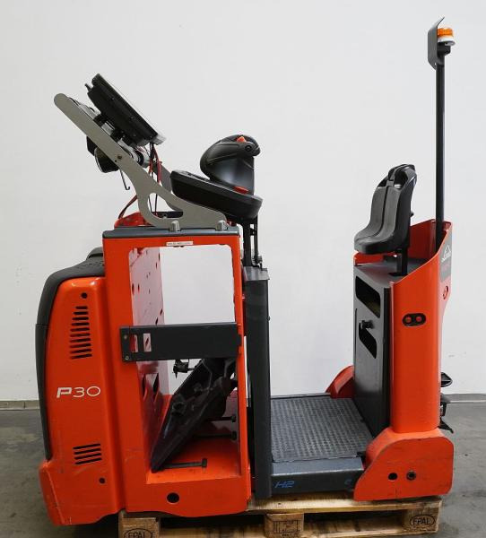 Linde P 30 C 1190 - Vučni traktor: slika Linde P 30 C 1190 - Vučni traktor Linde P 30 C 1190 - Vučni traktor: slika Linde P 30 C 1190 - Vučni traktor