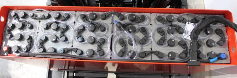 Linde R 10 B 1120 - Regalni viličar: slika Linde R 10 B 1120 - Regalni viličar Linde R 10 B 1120 - Regalni viličar: slika Linde R 10 B 1120 - Regalni viličar