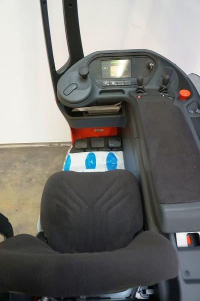 Linde R 16 B 1120 - Regalni viličar: slika Linde R 16 B 1120 - Regalni viličar Linde R 16 B 1120 - Regalni viličar: slika Linde R 16 B 1120 - Regalni viličar