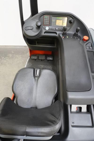 Linde R 16 HD 1120 - Regalni viličar: slika Linde R 16 HD 1120 - Regalni viličar Linde R 16 HD 1120 - Regalni viličar: slika Linde R 16 HD 1120 - Regalni viličar
