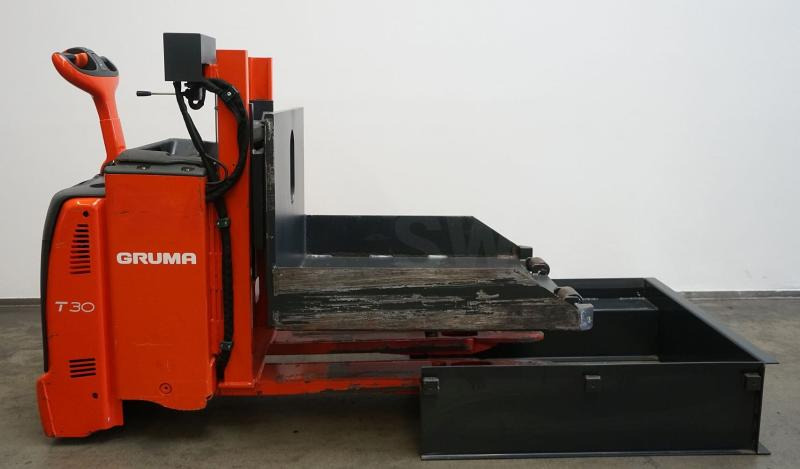 Linde T 30 131 - Paletni viličar: slika Linde T 30 131 - Paletni viličar Linde T 30 131 - Paletni viličar: slika Linde T 30 131 - Paletni viličar
