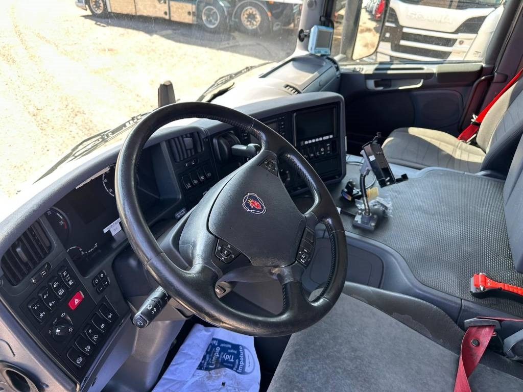 Scania P 360 - Kamion sandučar: slika Scania P 360 - Kamion sandučar Scania P 360 - Kamion sandučar: slika Scania P 360 - Kamion sandučar