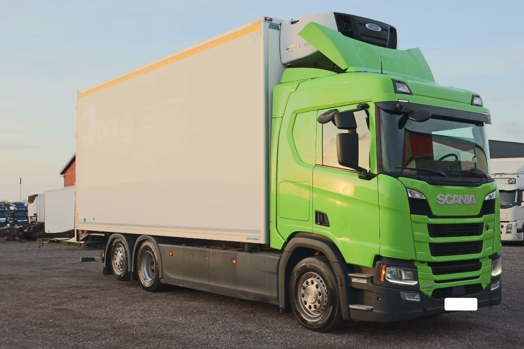 Scania R450B6X2*4NB Serie 2993 - Kamion hladnjača: slika Scania R450B6X2*4NB Serie 2993 - Kamion hladnjača Scania R450B6X2*4NB Serie 2993 - Kamion hladnjača: slika Scania R450B6X2*4NB Serie 2993 - Kamion hladnjača