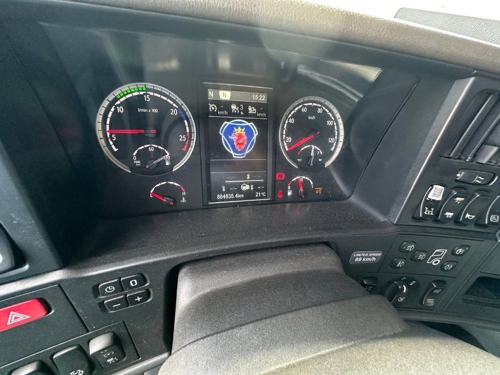Scania R490LB6X2MNB Serie 4210 - Kamion s otvorenim sandukom: slika Scania R490LB6X2MNB Serie 4210 - Kamion s otvorenim sandukom Scania R490LB6X2MNB Serie 4210 - Kamion s otvorenim sandukom: slika Scania R490LB6X2MNB Serie 4210 - Kamion s otvorenim sandukom