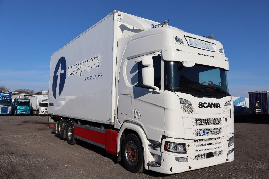 Scania R500B6X2*4NB serie 0016 - Kamion hladnjača: slika Scania R500B6X2*4NB serie 0016 - Kamion hladnjača Scania R500B6X2*4NB serie 0016 - Kamion hladnjača: slika Scania R500B6X2*4NB serie 0016 - Kamion hladnjača