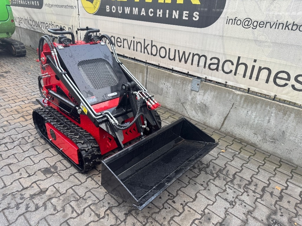 Captok CK 380 C - Utovarivač gusjeničar: slika Captok CK 380 C - Utovarivač gusjeničar Captok CK 380 C - Utovarivač gusjeničar: slika Captok CK 380 C - Utovarivač gusjeničar