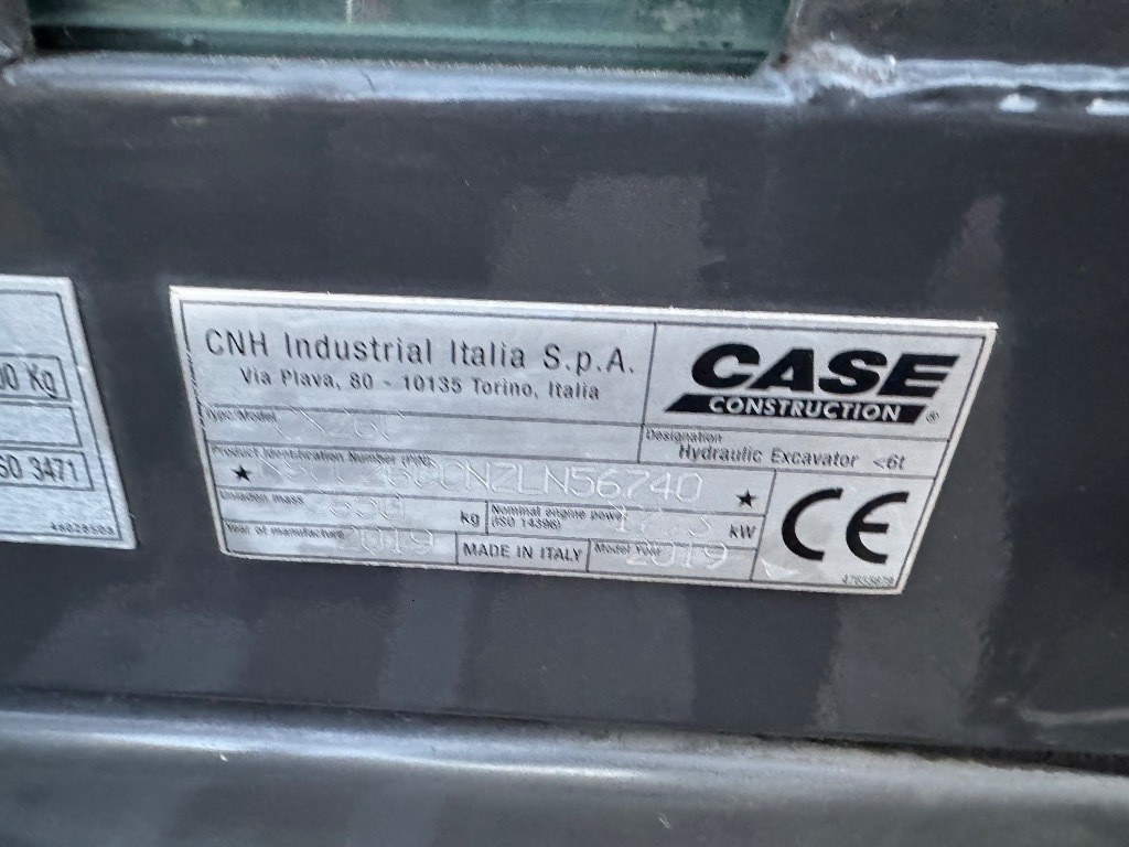 Case CX 26 C - Mini bager: slika Case CX 26 C - Mini bager Case CX 26 C - Mini bager: slika Case CX 26 C - Mini bager