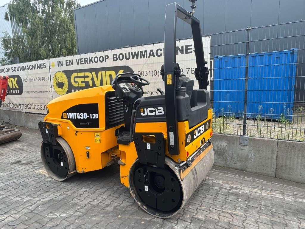 Cestovni valjak JCB VMT 430-130: slika Cestovni valjak JCB VMT 430-130