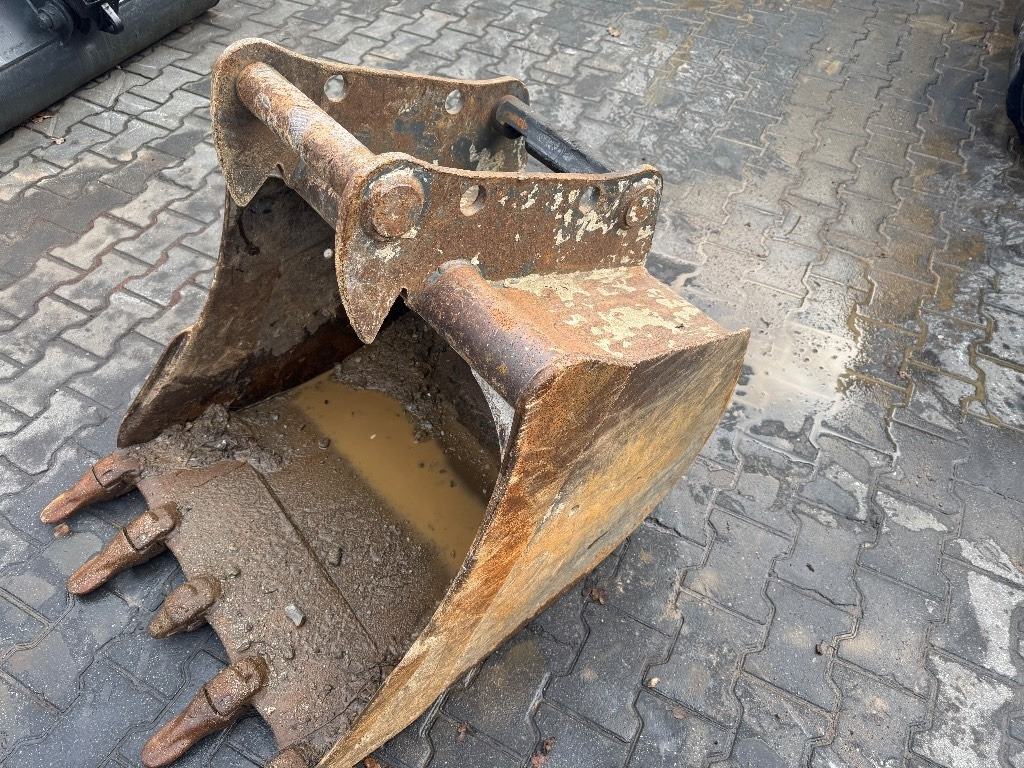 Mini bager Kubota KX 080-4: slika Mini bager Kubota KX 080-4