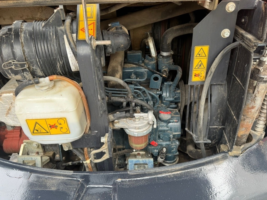 Zakup Kubota KX 71-3  Kubota KX 71-3: slika Zakup Kubota KX 71-3  Kubota KX 71-3