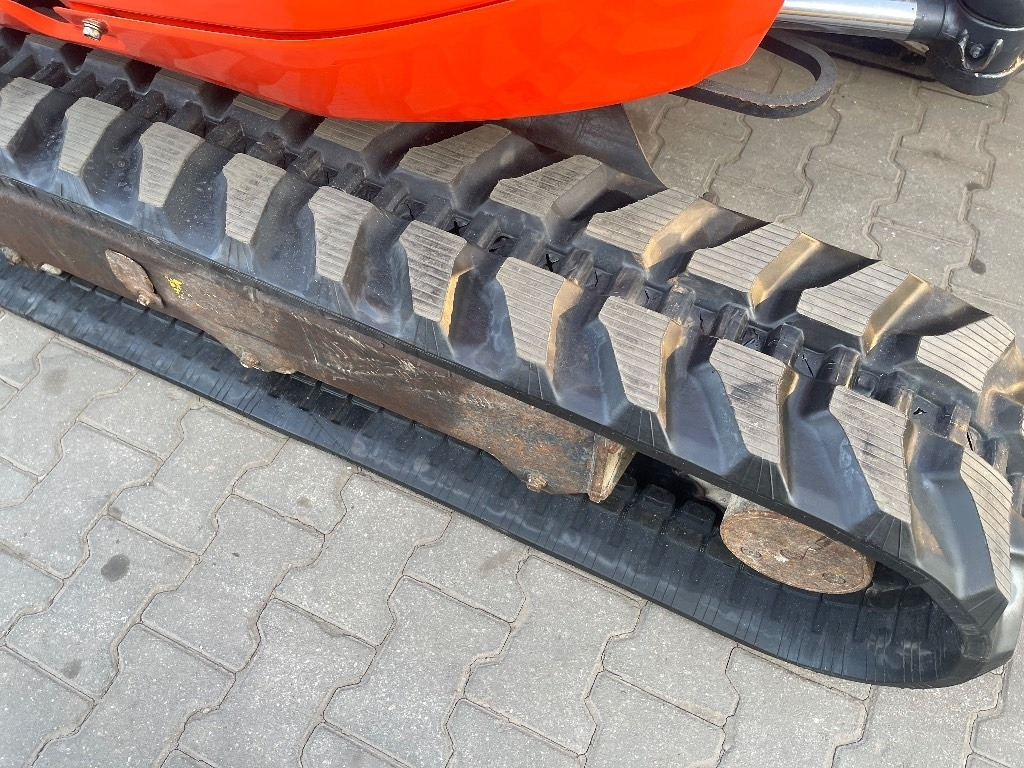 Kubota U 27-4 - Mini bager: slika Kubota U 27-4 - Mini bager Kubota U 27-4 - Mini bager: slika Kubota U 27-4 - Mini bager