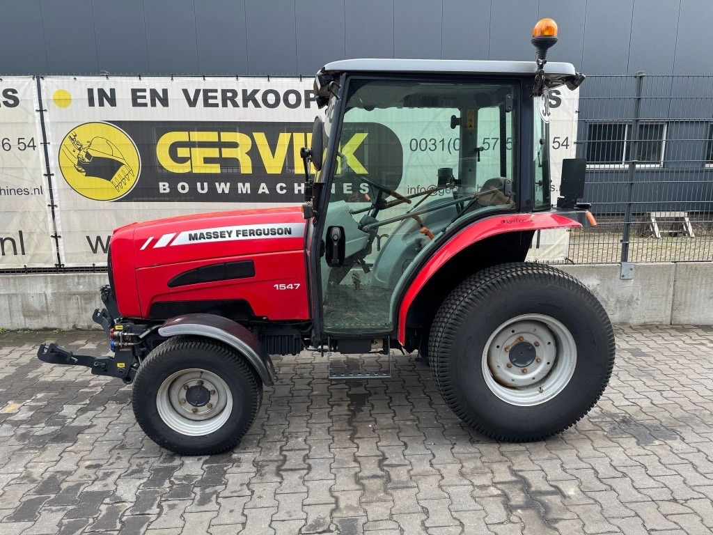Massey Ferguson 1547 - Traktor: slika Massey Ferguson 1547 - Traktor Massey Ferguson 1547 - Traktor: slika Massey Ferguson 1547 - Traktor