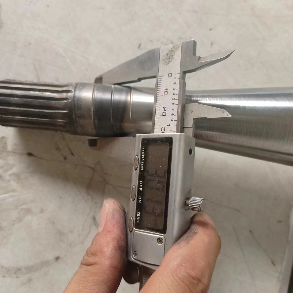 HZM Wheel Loader 34cm Long 18-teeth Half Shaft - Osovina i dijelovi za Utovarivač na kotačima: slika HZM Wheel Loader 34cm Long 18-teeth Half Shaft - Osovina i dijelovi za Utovarivač na kotačima HZM Wheel Loader 34cm Long 18-teeth Half Shaft - Osovina i dijelovi za Utovarivač na kotačima: slika HZM Wheel Loader 34cm Long 18-teeth Half Shaft - Osovina i dijelovi za Utovarivač na kotačima