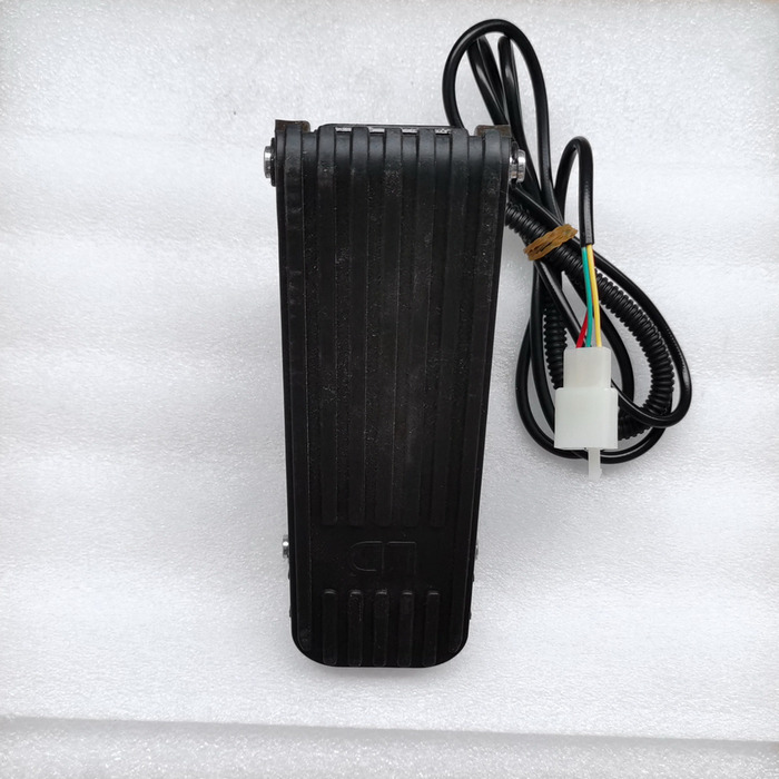 Qingdao Promising Accelerator Pedal for FLAND EL45 Electric Wheel Loader - Papučica za Utovarivač na kotačima: slika Qingdao Promising Accelerator Pedal for FLAND EL45 Electric Wheel Loader - Papučica za Utovarivač na kotačima Qingdao Promising Accelerator Pedal for FLAND EL45 Electric Wheel Loader - Papučica za Utovarivač na kotačima: slika Qingdao Promising Accelerator Pedal for FLAND EL45 Electric Wheel Loader - Papučica za Utovarivač na kotačima