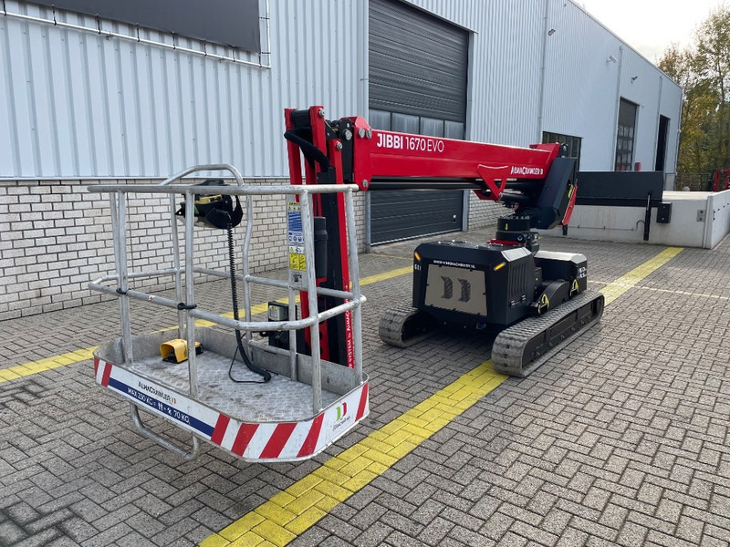 Almacrawler JIBBI 1670 EVO - Teleskopski krak: slika Almacrawler JIBBI 1670 EVO - Teleskopski krak Almacrawler JIBBI 1670 EVO - Teleskopski krak: slika Almacrawler JIBBI 1670 EVO - Teleskopski krak