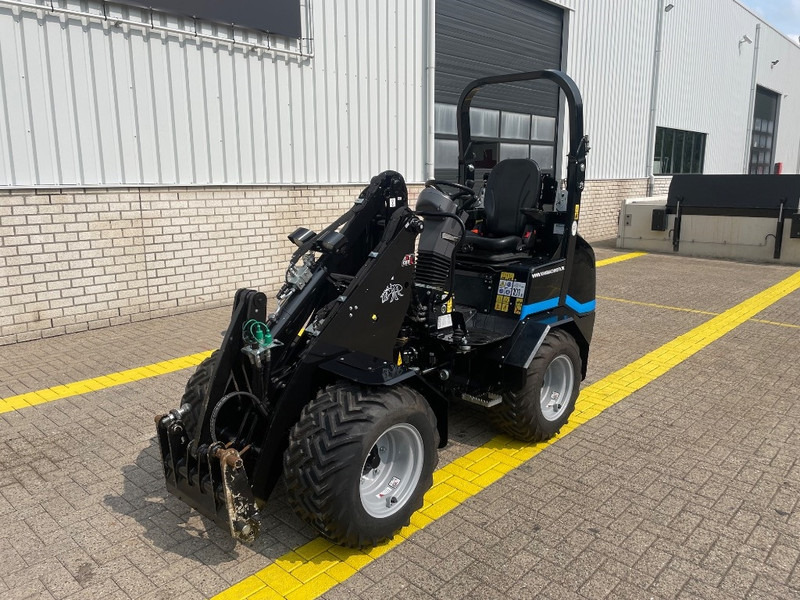 Giant G 2200 E - Utovarivač na kotačima: slika Giant G 2200 E - Utovarivač na kotačima Giant G 2200 E - Utovarivač na kotačima: slika Giant G 2200 E - Utovarivač na kotačima