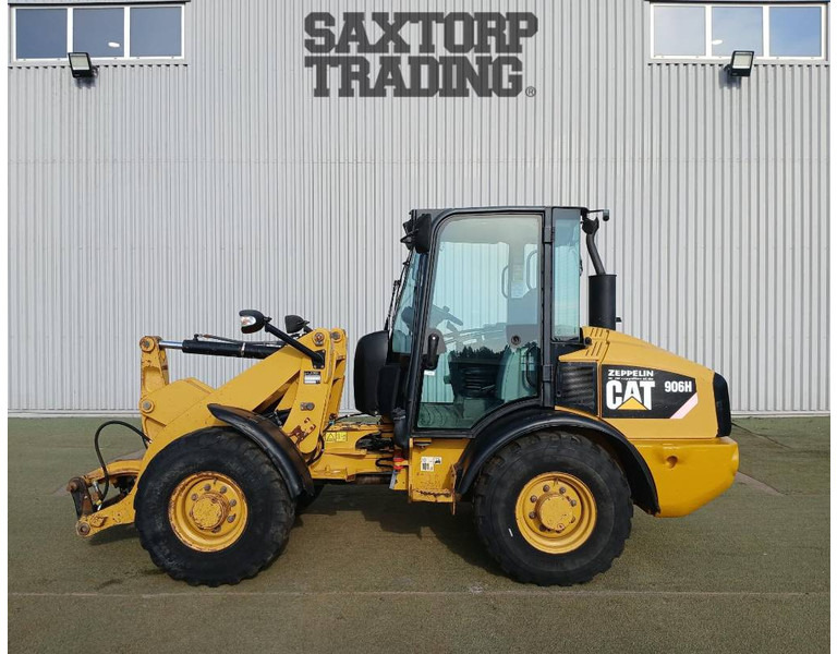 Cat 906H, Hjullastare - Utovarivač na kotačima: slika Cat 906H, Hjullastare - Utovarivač na kotačima Cat 906H, Hjullastare - Utovarivač na kotačima: slika Cat 906H, Hjullastare - Utovarivač na kotačima