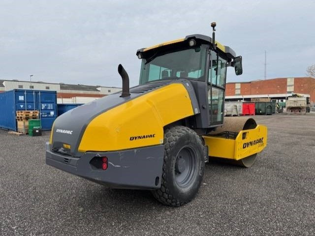 Dynapac CA1500D - Valjak: slika Dynapac CA1500D - Valjak Dynapac CA1500D - Valjak: slika Dynapac CA1500D - Valjak