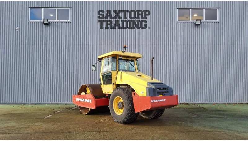 Dynapac CA302D, Vält - Valjak: slika Dynapac CA302D, Vält - Valjak Dynapac CA302D, Vält - Valjak: slika Dynapac CA302D, Vält - Valjak