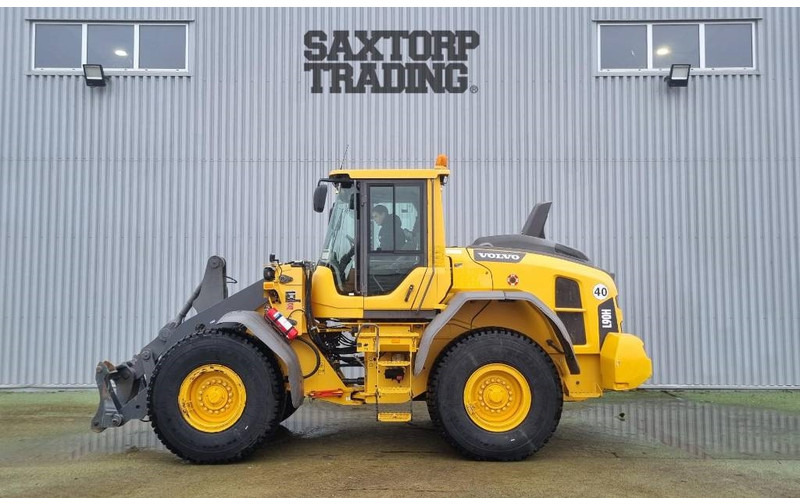 Volvo L90 H, Hjullastare ''SÅLD'' - Utovarivač na kotačima: slika Volvo L90 H, Hjullastare ''SÅLD'' - Utovarivač na kotačima Volvo L90 H, Hjullastare ''SÅLD'' - Utovarivač na kotačima: slika Volvo L90 H, Hjullastare ''SÅLD'' - Utovarivač na kotačima