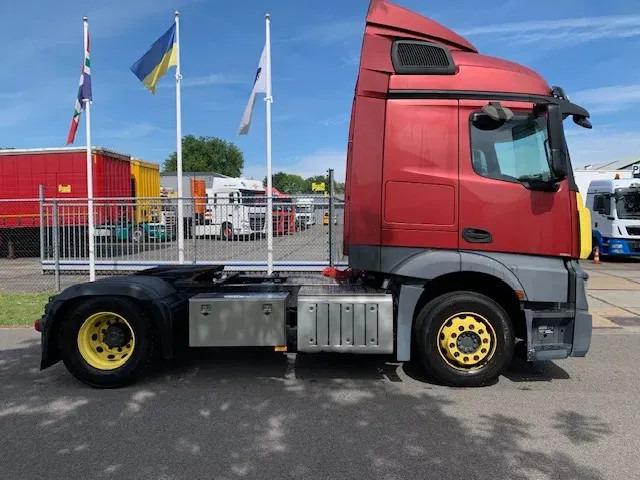 Mercedes-Benz Actros 1840 Euro 6 streamspace - Tegljač: slika Mercedes-Benz Actros 1840 Euro 6 streamspace - Tegljač Mercedes-Benz Actros 1840 Euro 6 streamspace - Tegljač: slika Mercedes-Benz Actros 1840 Euro 6 streamspace - Tegljač