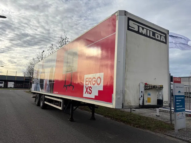 Tracon TRAILERS 2-axle closed box Tridec steering taillift 2 ton - Poluprikolica sa zatvorenim sandukom: slika Tracon TRAILERS 2-axle closed box Tridec steering taillift 2 ton - Poluprikolica sa zatvorenim sandukom Tracon TRAILERS 2-axle closed box Tridec steering taillift 2 ton - Poluprikolica sa zatvorenim sandukom: slika Tracon TRAILERS 2-axle closed box Tridec steering taillift 2 ton - Poluprikolica sa zatvorenim sandukom