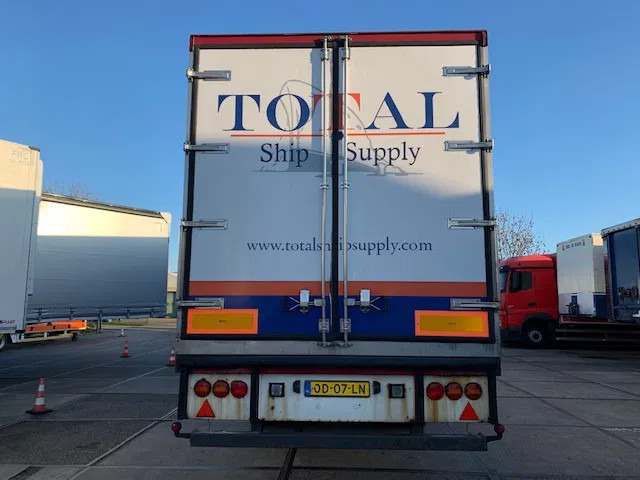 Vogelzang Closed box insulated lift axle MOT 06-2026 TOP Condition - Poluprikolica sa zatvorenim sandukom: slika Vogelzang Closed box insulated lift axle MOT 06-2026 TOP Condition - Poluprikolica sa zatvorenim sandukom Vogelzang Closed box insulated lift axle MOT 06-2026 TOP Condition - Poluprikolica sa zatvorenim sandukom: slika Vogelzang Closed box insulated lift axle MOT 06-2026 TOP Condition - Poluprikolica sa zatvorenim sandukom